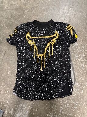 Men's Black & Gold Graphic Short Sleeve Tee